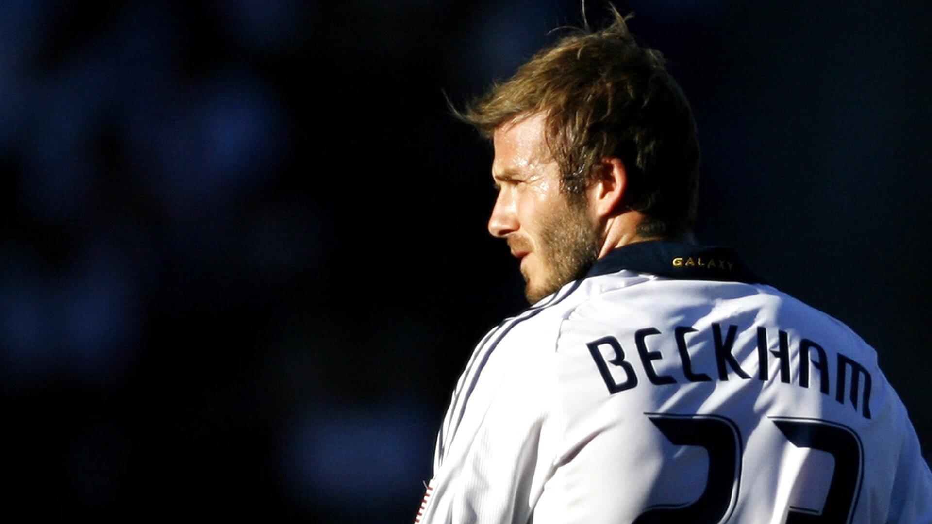 欧洲足坛转会市场风云再起，豪门争抢新星，天价合约频现